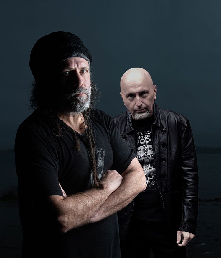 Six Feet Under objavili videospot za When the Moon Goes Down in Blood ...